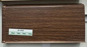 Напольный плинтус Deconika Д-П100 (пластиковый с кабель-каналом) 291 Орех, 2200/100/22мм, 1 м.п.