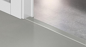 Порог Incizo 5 в 1 Quick-Step QSVINCP 40139 Шлифованный бетон светло-серый, 1шт.