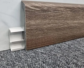 Напольный плинтус Winart HDPS 80 мм 030 Дуб Кавказ (80х20х2000 мм), 1 п.м.